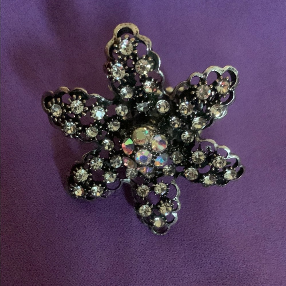 Big  Retro flower ring